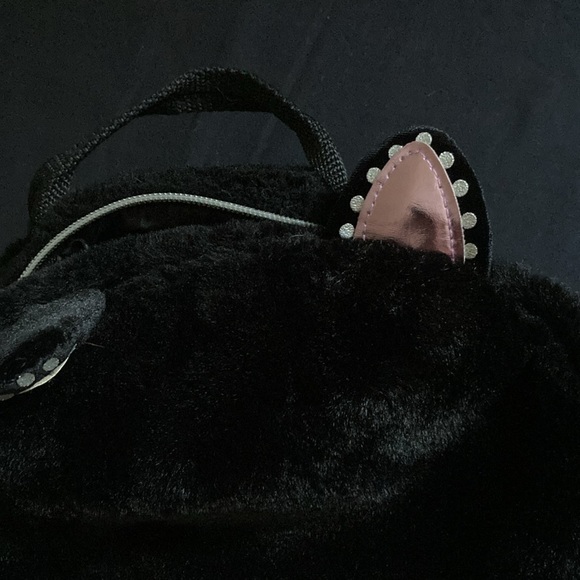Furry Black Cat Backpack - Picture 4 of 4